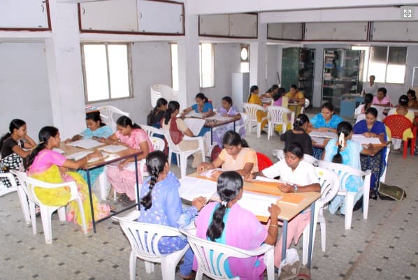 Dr. J. J. Magdum Institute Of Nursing Education Kolhapur Cultural Activity photo 14